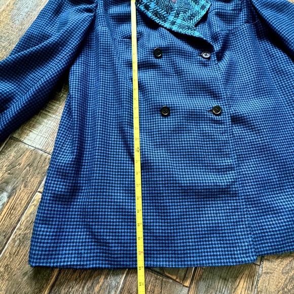 Vtg 80’-90’ | Blue & Black 100%Wool/100%Silk Houndstooth Plaid 3/4 Blazer/Coat - Picture 7 of 11
